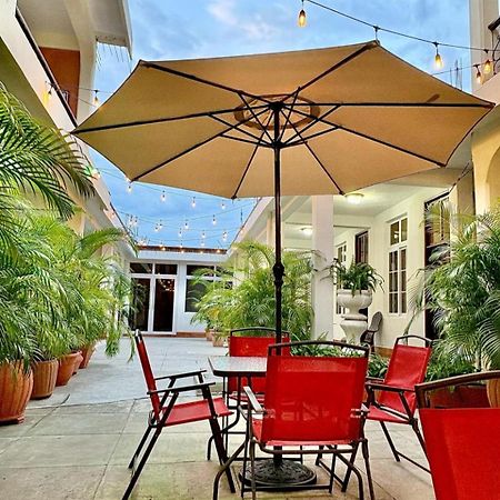פוארטו באריוס Hotel El Reformador מראה חיצוני תמונה