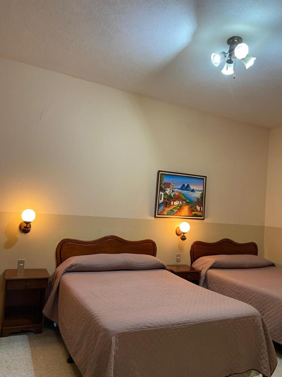 פוארטו באריוס Hotel El Reformador מראה חיצוני תמונה