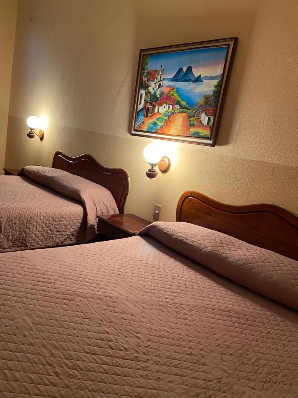 פוארטו באריוס Hotel El Reformador מראה חיצוני תמונה